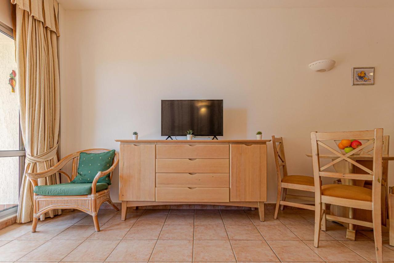 797 Holiday Rentals- Precioso Piso Con Vistas Al Jardin En Benalbeach Benalmádena Buitenkant foto