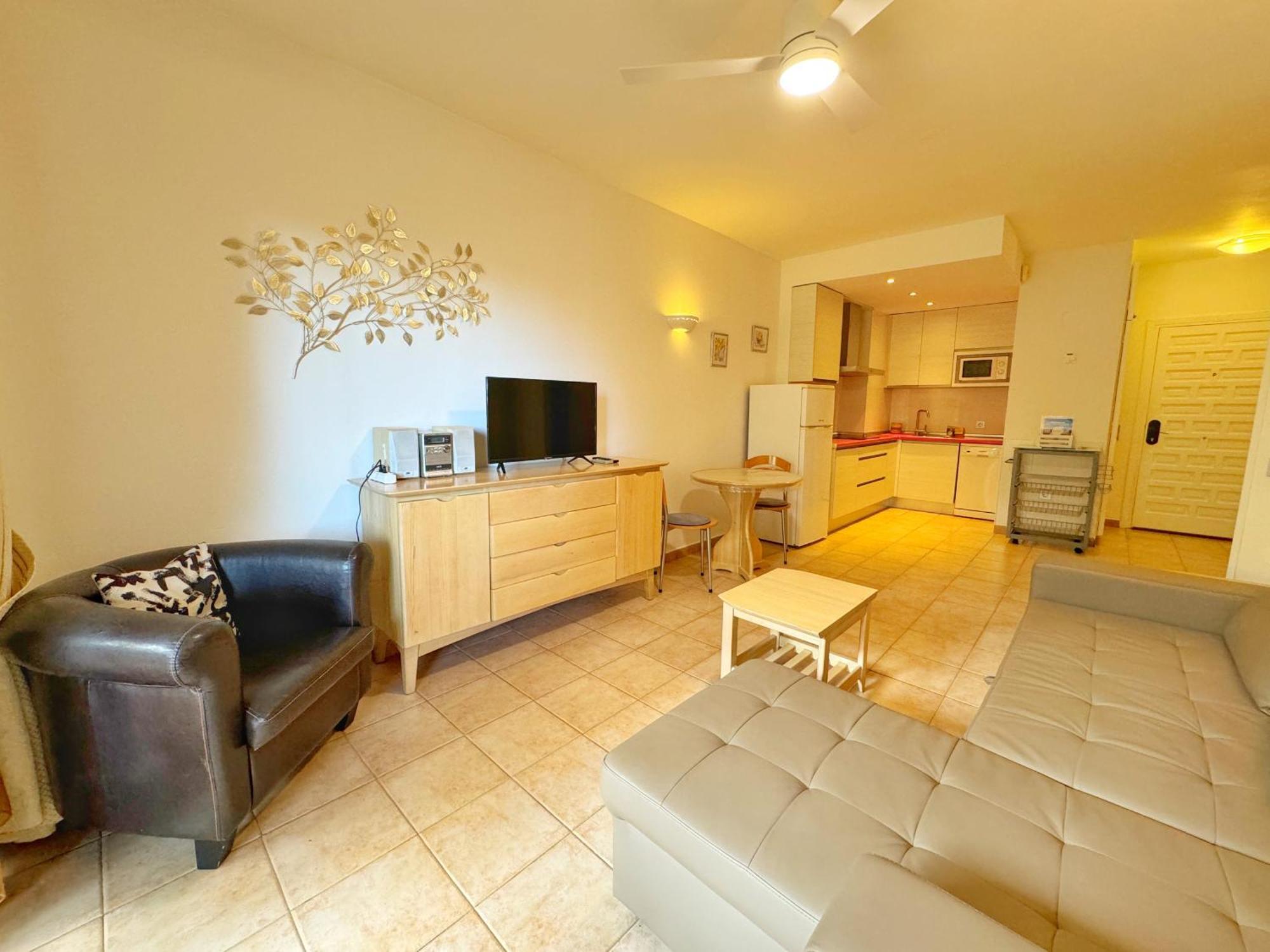 797 Holiday Rentals- Precioso Piso Con Vistas Al Jardin En Benalbeach Benalmádena Buitenkant foto